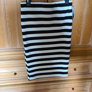 Women's knit striped skirt.